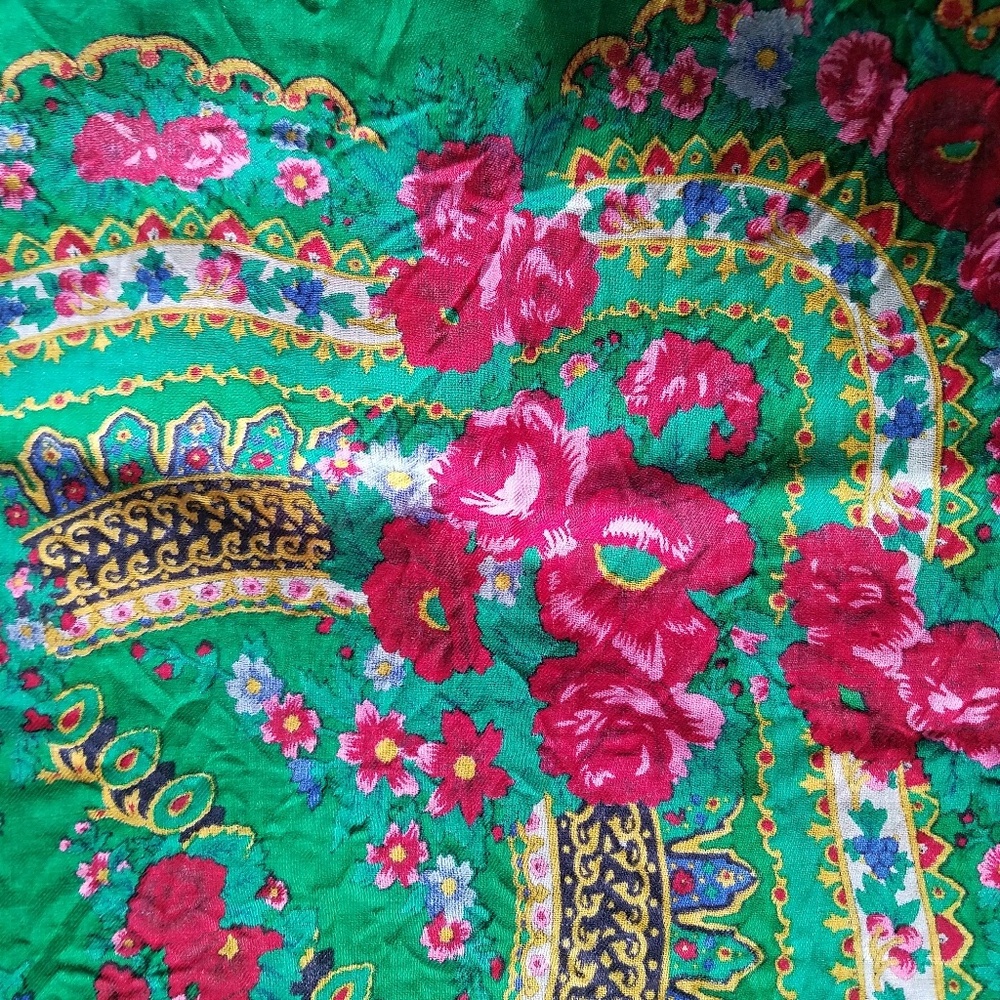 5 ladies vintage  scarves